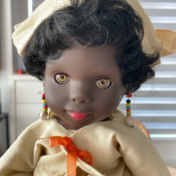 Vintage Kotomisi doll from Suriname in South America. - Picture 3 of 9